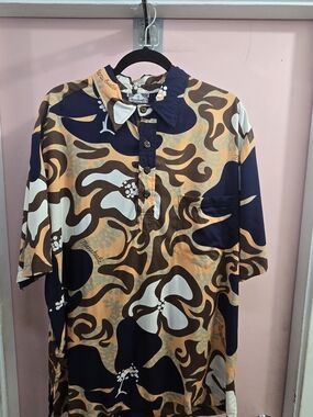Manuhealii Button Down Aloha shirt - Navy & Tan